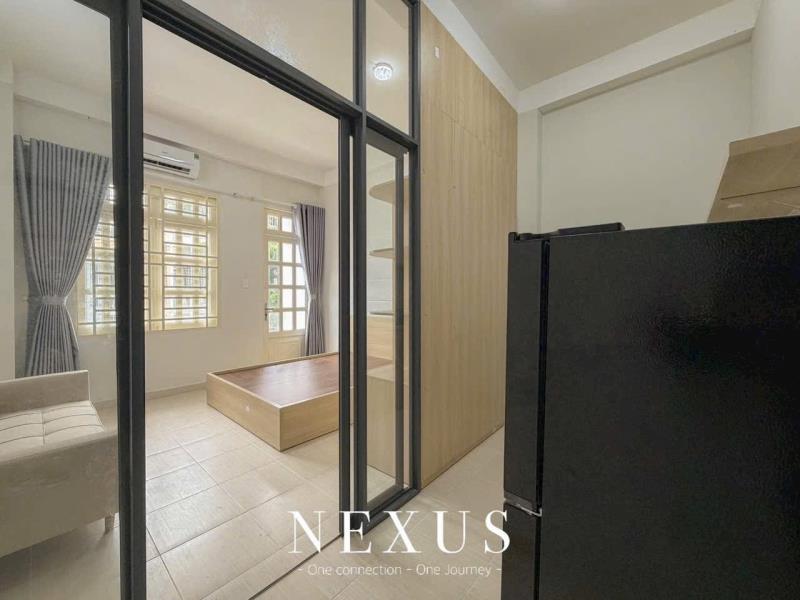 Cho thuê 1pn ban công 35m2 new 100% ngay ngã tư hàng xanh -  ga metro tân cảng - đại học hutech - cầu sài gòn - 3