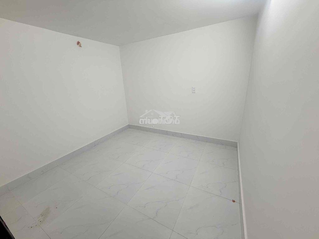 Cho thuê nhà ngã tư ga sân để oto - 2