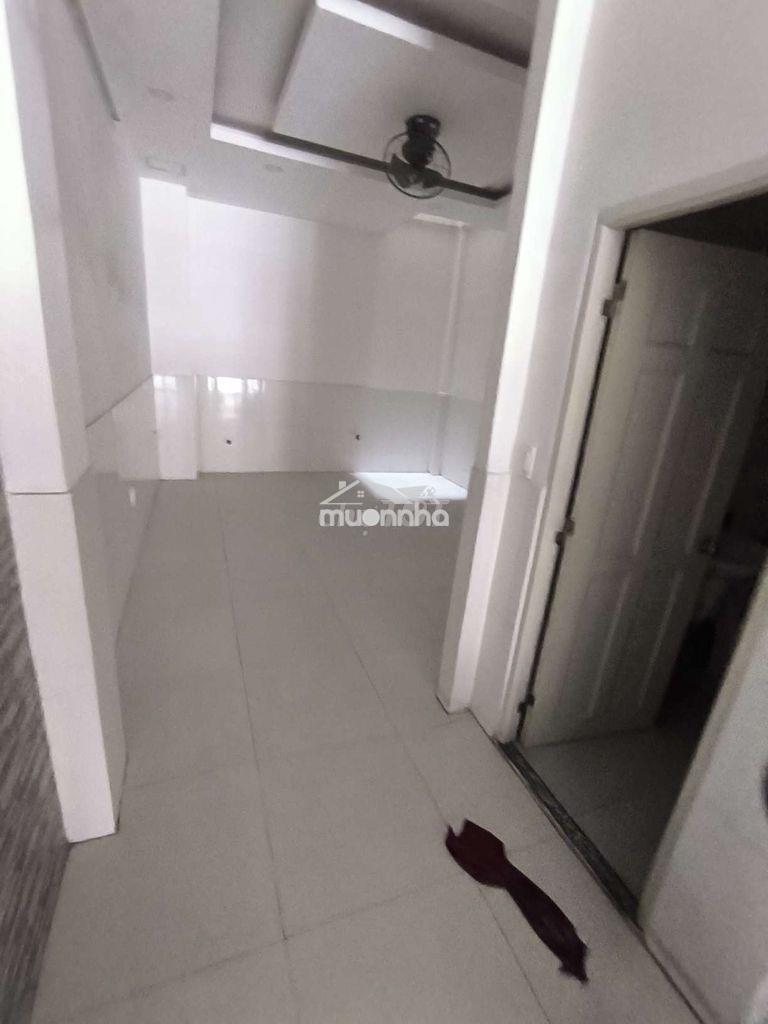 Cho thuê mt lê đình thám 4*20m trệt 4 lầu 25tr