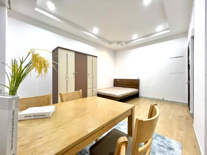 Phòng studio, ban công lớn, full nội thất - 2