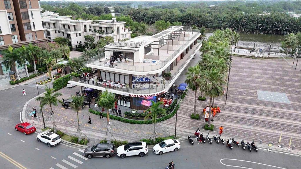 Celadon thứ 2 ngay trung tâm bàn giao ngay liền kề q7 giá tốt view sôg - Ảnh 4