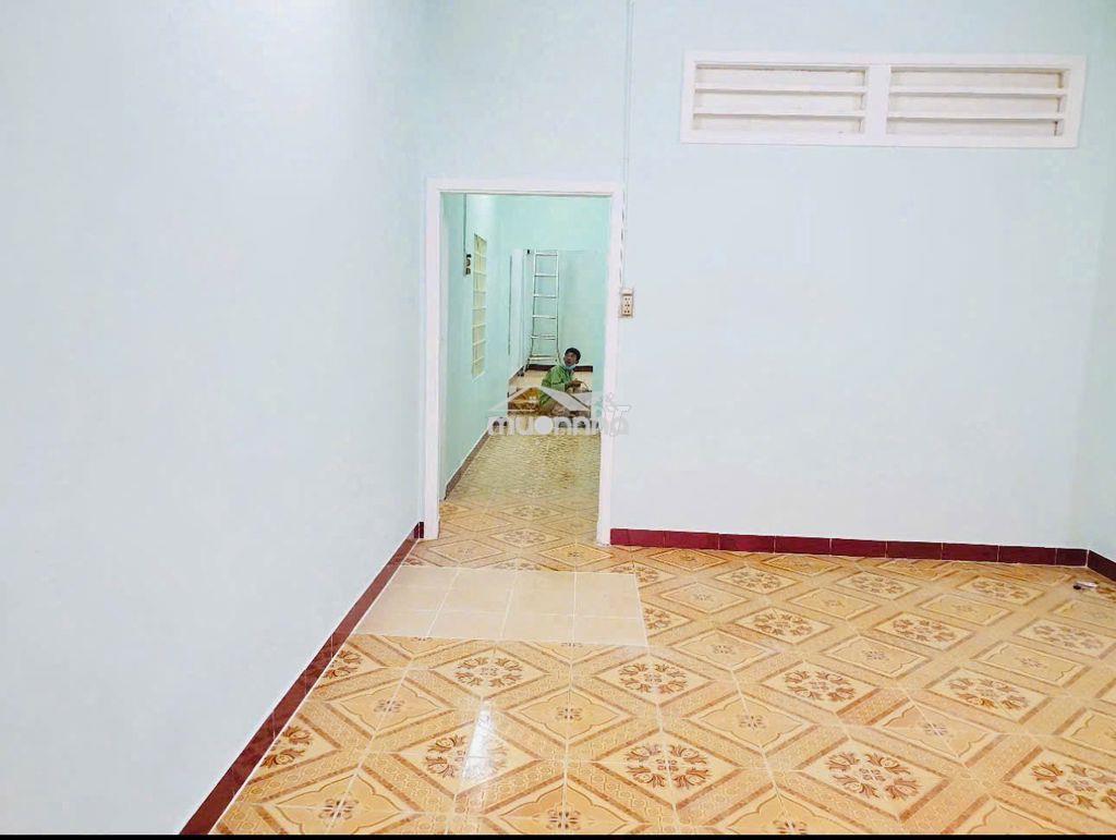 Cho thuê nhà trương công định hẻm xe tải 4 x 17 m cấp 4 đẹp - Ảnh 2