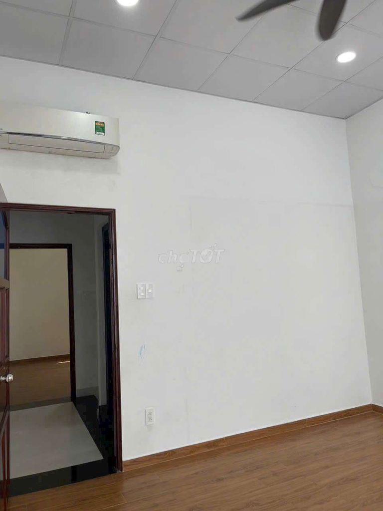 Cho thuê nhà hxh 1/ nguyễn văn nghi gò vấp(4x10m)-2pn2wc- giá 12tr/th - Ảnh 2