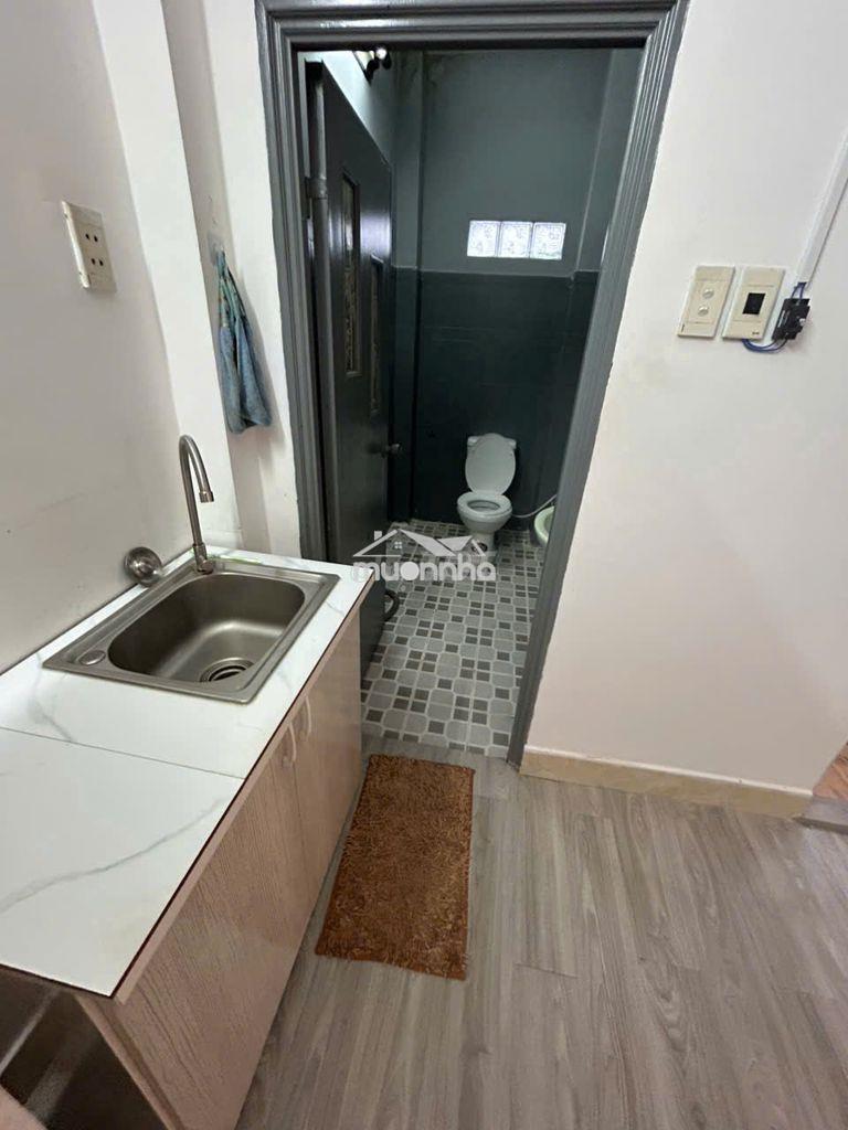Duplex có gác + ban công – full nt – gần phan xích long – 4.9tr - 4