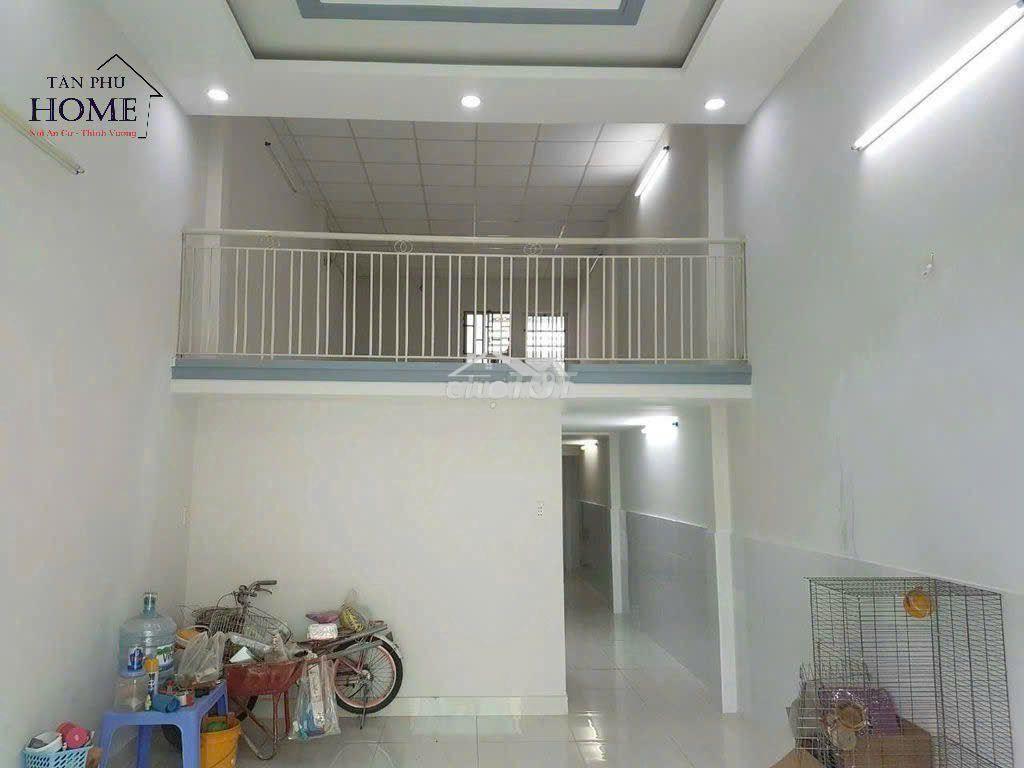 Cho thuê nhà như biệt thự sân vườn yên tĩnh 4 x 25 m nguyễn hữu tiến - Ảnh 3