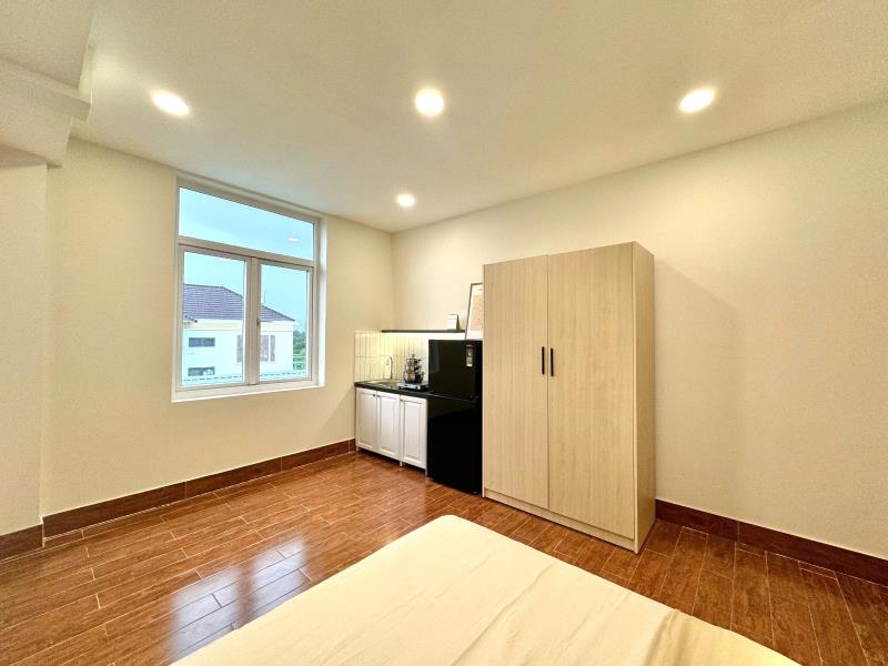 Phòng mới đầy đủ tiện nghi, cửa sổ thoáng mát gần ngay bx quận 8 - Ảnh 4