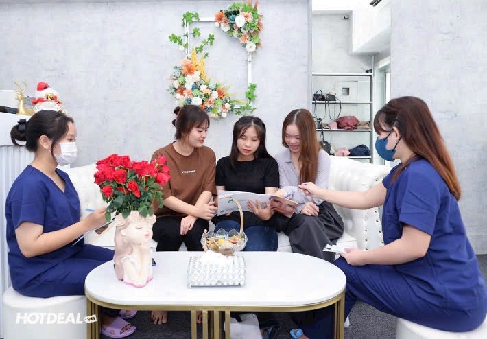 Cho thuê nhà đẹp ngay mặt tiền khu kinh doanh - Ảnh 3