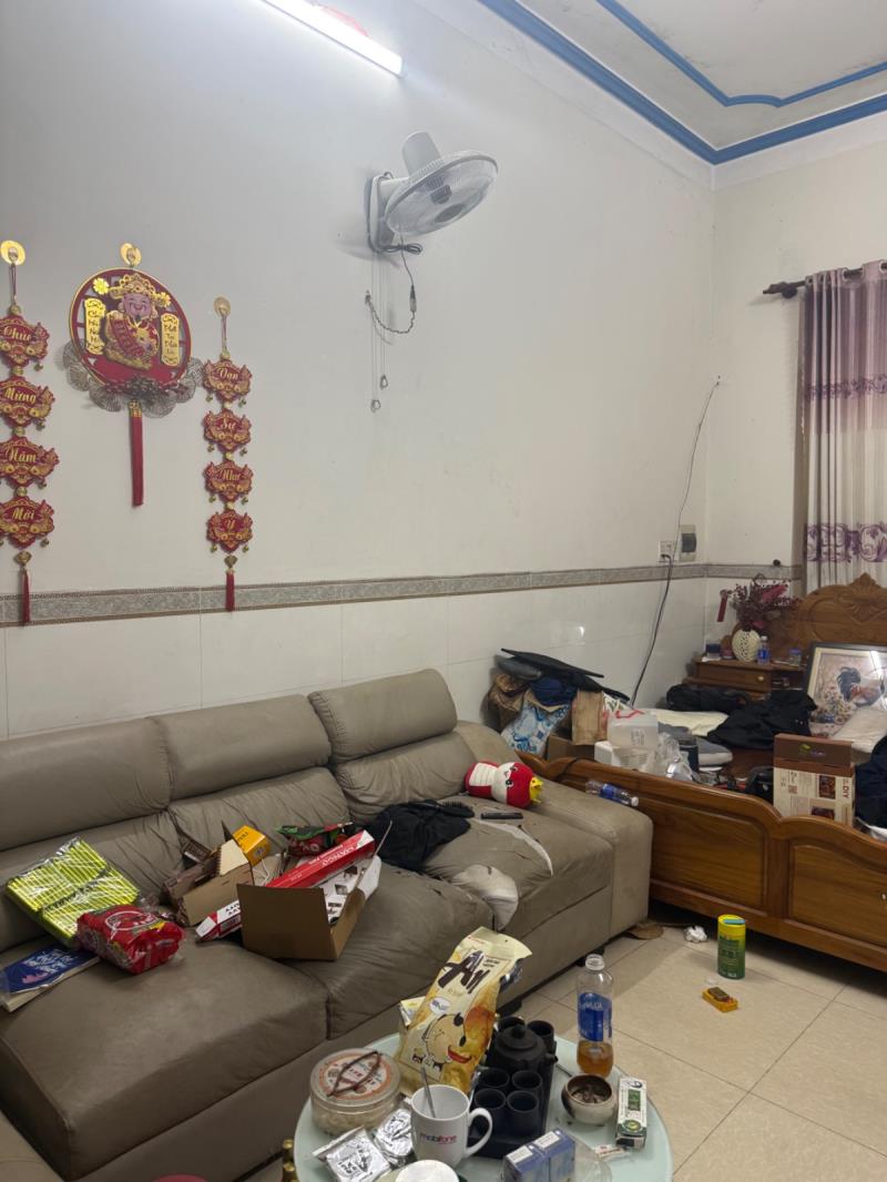 Nhà đẹp – đất rộng – giá chỉ 5 tỷ 4 🔥 📍 thuận giao – thuận an, bình dương 🏡 đất 195m², có 165m² thổ cư 📐 nhà 5,35 × 38m – 1 trệt, 1 lầu, 1 tum 🛏️ 3 phòng ngủ + phòng thờ + phòng gym ✨ nhà xây ch - Ảnh 3