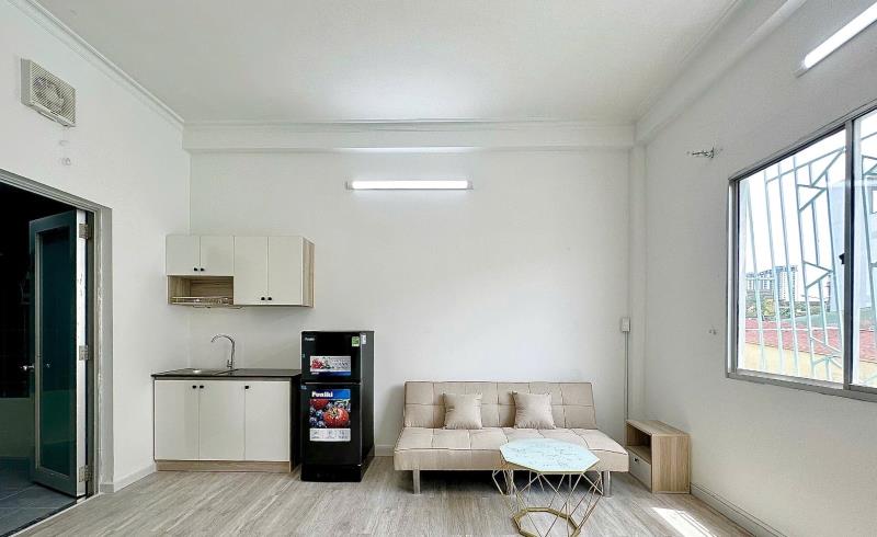 Studio cửa sổ to kết hợp bancol | mới xây - full nội thất - máy giặt riêng | gần sát etown | giá 5tr5 - Ảnh 3