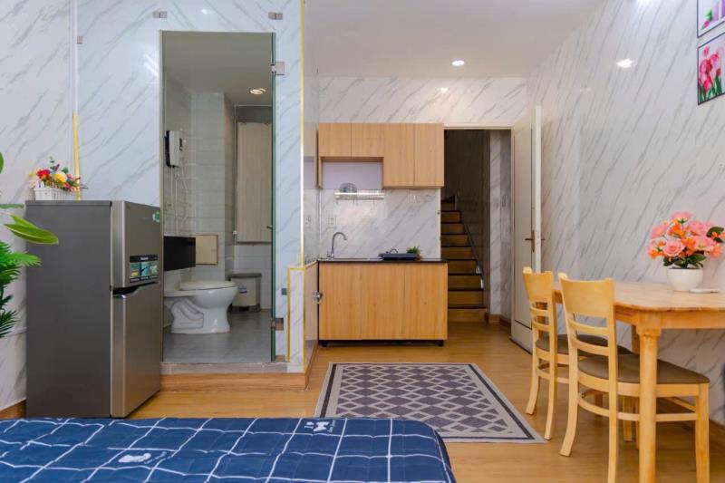 Cho thuê phòng trọ sinh viên quận 1 – full nội thất, cửa sổ lớn, bếp và wc riêng