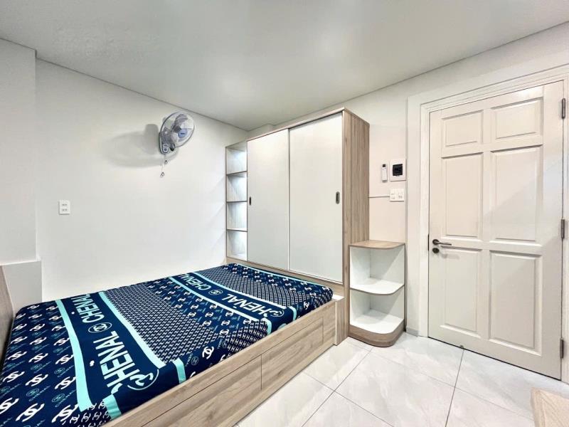🏡 Căn hộ cửa sổ lớn tách bếp trần bình trọng – gần q1 ✨
