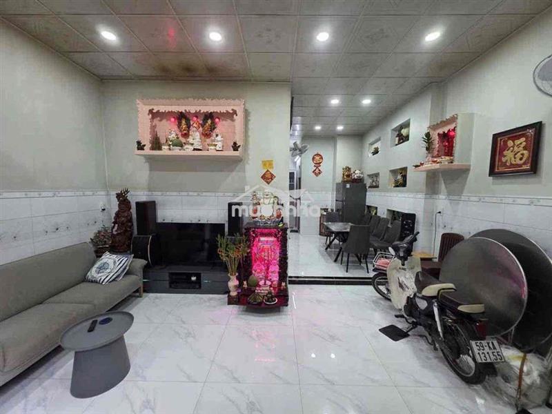 Hạ nhanh bán gấp. nhà q6 bình tây sát q5. ngang khủng(5,6x10)