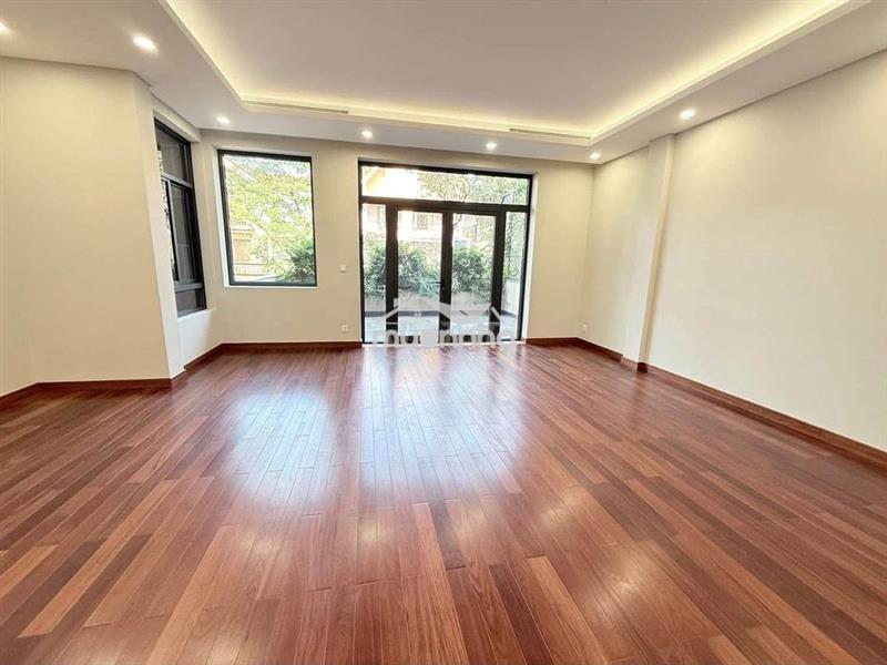 Bán biệt thự trần đăng ninh – công viên nghĩa đô 215m2, 120 tỷ.