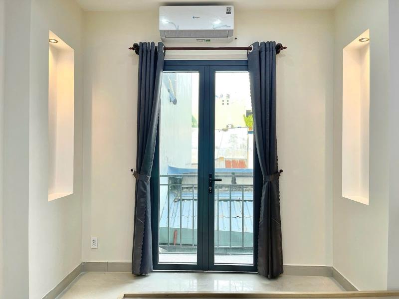 Cho thuê căn hộ ban công | gần chợ bà chiểu & đại học văn lang cs1 - Ảnh 3