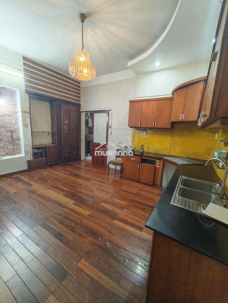 Nhà hẻm bự gần lũy bán bích - Ảnh 2