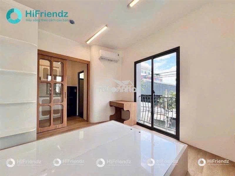 🏡 Căn hộ 1 phòng ngủ ban công, thang máy, máy giặt riêng – ung văn khiêm gần uth ftu2 uef hutech hiu sát q1