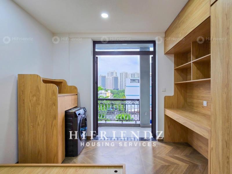 1pn căn hộ mới xây full kính ban công siêu rộng | full nội thất mới | thiết kế hiện đại siêu đẹp | không gian thoáng sáng | đầy đủ tiện ích
