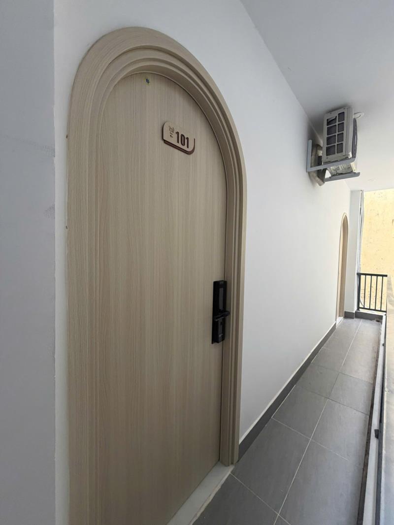 Căn hộ ban công lớn, nhiều cửa sổ thoáng, máy giặt riêng, bếp xa giường, máy hút mùi, phan văn trị bình thạnh gần quận 1, gò vấp, vlu, học viện cán bộ - Ảnh 4