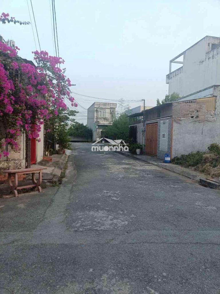 Bán đất ,đường bà điểm 4, hm ,ngang 10m- 175m2, giá :6.1tỷ