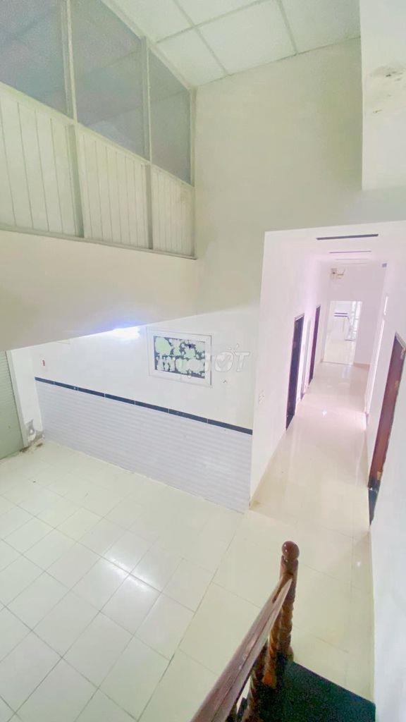 Cho thuê nhà góc 2 mặt tiền nguyễn hiền kdc 91b - Ảnh 2
