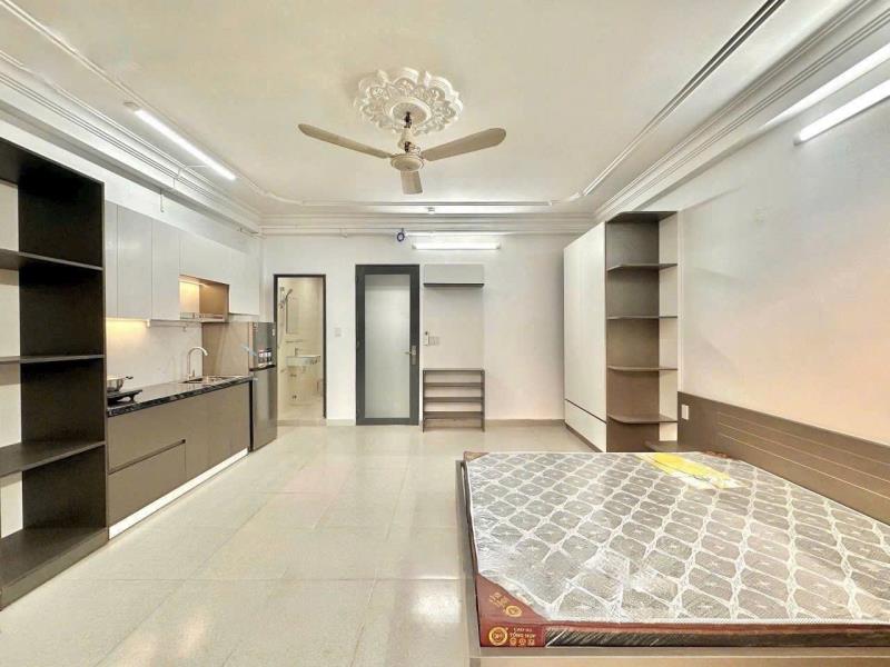 Cho thuê căn hộ ban công phú nhuận thoáng mát, full nội thất gần công viên gia định, vlu, iuh... - Ảnh 2