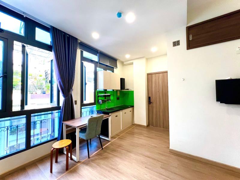 🏡 Căn hộ 1 phòng ngủ ban công, thang máy, nhiều cửa sổ quanh phòng, hầm xe lớn – hoàng hoa thám, bình thạnh gần quận 1 gần uef hutech hiu uth ftu - Ảnh 2