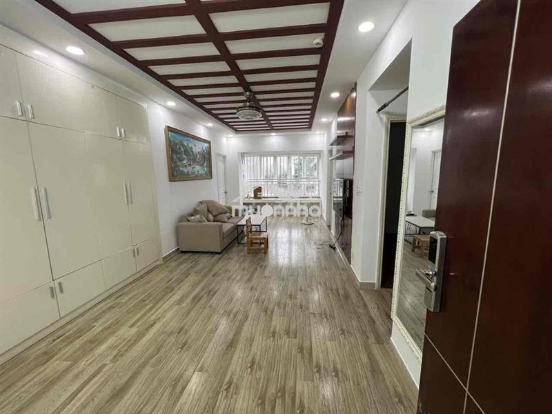 Căn hộ chính chủ gần đầm sen