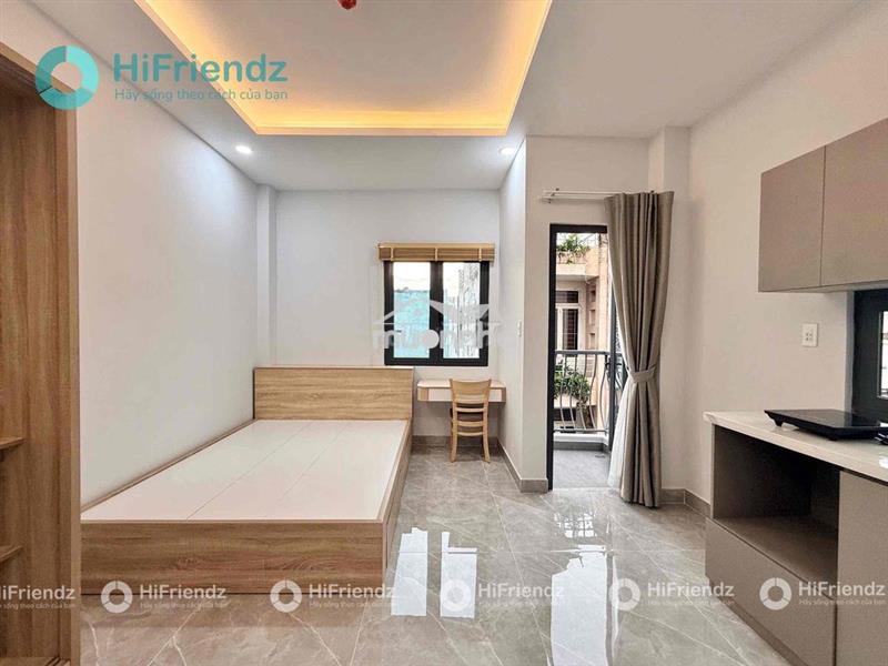 Studio ban công – phòng mới đẹp, full nội thất