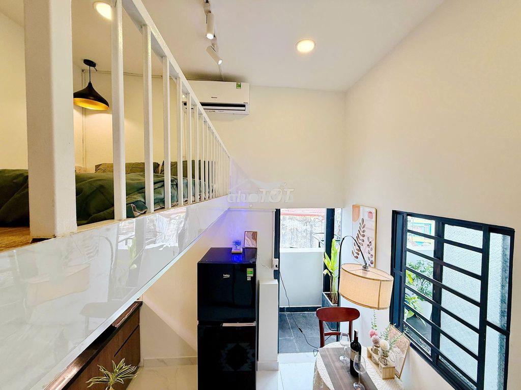 Phòng có gác nội thất đầy đủ có ban công thang máy - Ảnh 3
