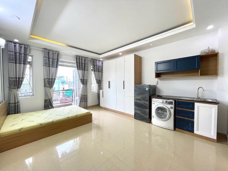 Thuê ngay căn hộ ban công máy giặt riêng full nội thất mới 100% ngay đường nguyên hồng gần phan văn trị giáp quận 1,3 khu an ninh tốt