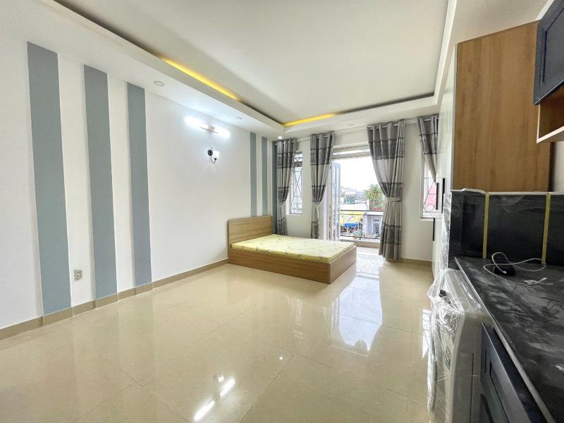 Thuê ngay căn hộ ban công máy giặt riêng full nội thất mới 100% ngay đường nguyên hồng gần phan văn trị giáp quận 1,3 khu an ninh tốt - Ảnh 3