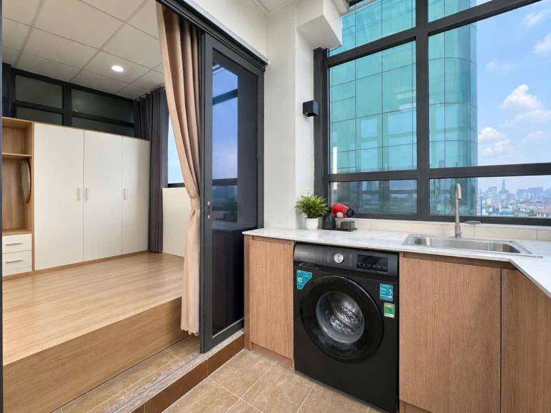 Phòng penthouse view xịnh - ban công tách bếp - thang máy - gần cầu bông quận 1, bà chiểu - Ảnh 2