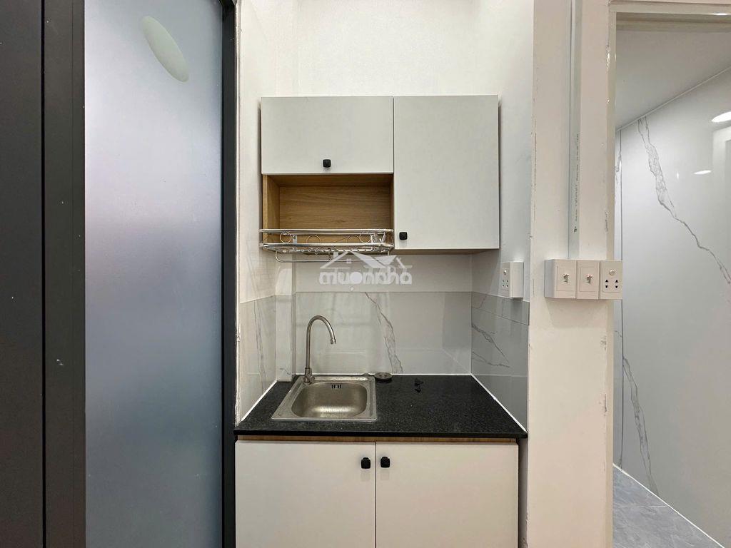Studio cửa sổ trời rộng siêu thoáng ngay khu k300 lotte cộng hòa - 2