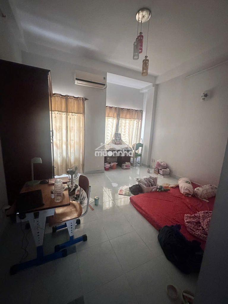 Cho thuê nhà ngày ngã tư gò dầu tân sơn nhì . 4 x 13 đúc 3 lầu : 4 pn - Ảnh 2