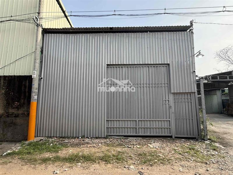 Cho thuê kho đường song hành. 7 x 22m. giá 10tr