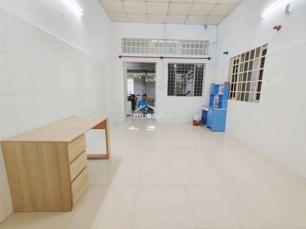 Nhà sân đậu 2 ôtô - Ảnh 3