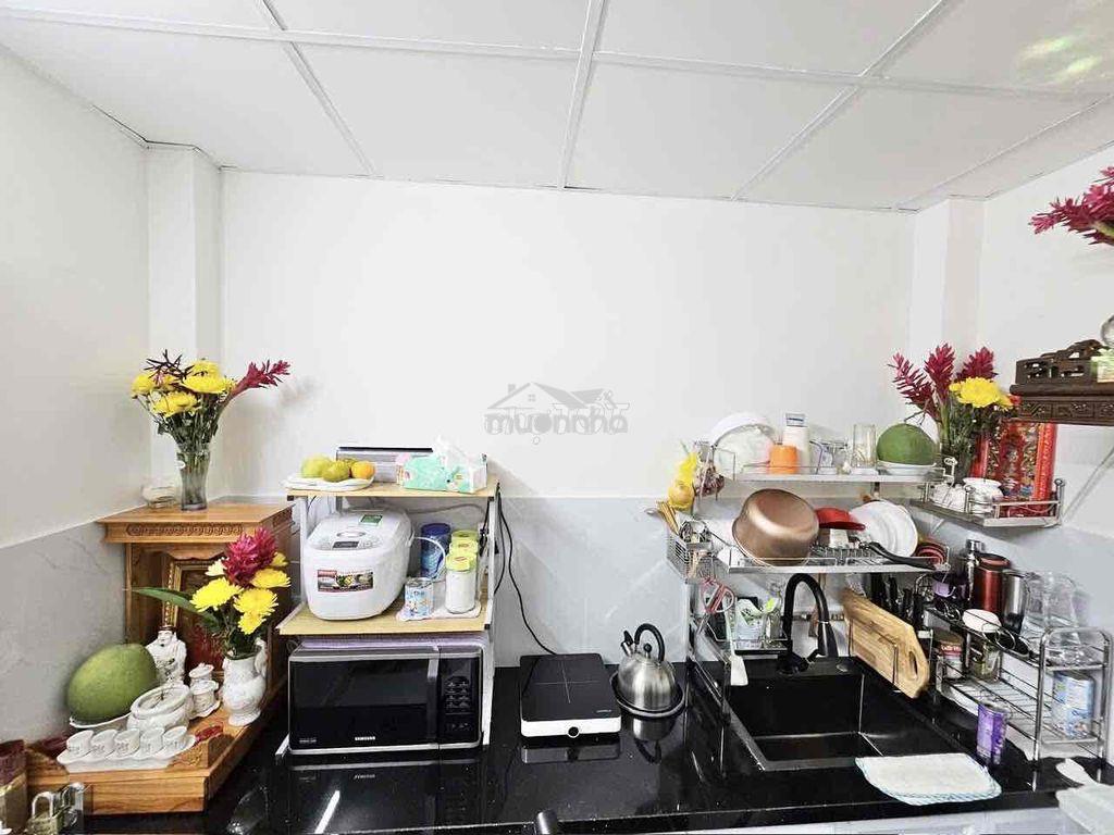 Tôi bán nhà 24 m2, 1 trệt. 1 lầu , sát hẽm xe hơi. tuyệt đẹp, quận 7 - 2