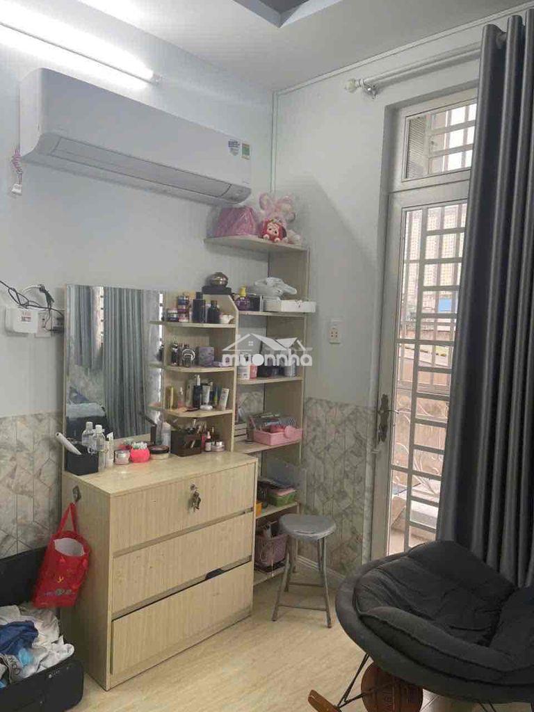 Nhà 4 tầng vi trí đẹp khu dân tri cao - Ảnh 3