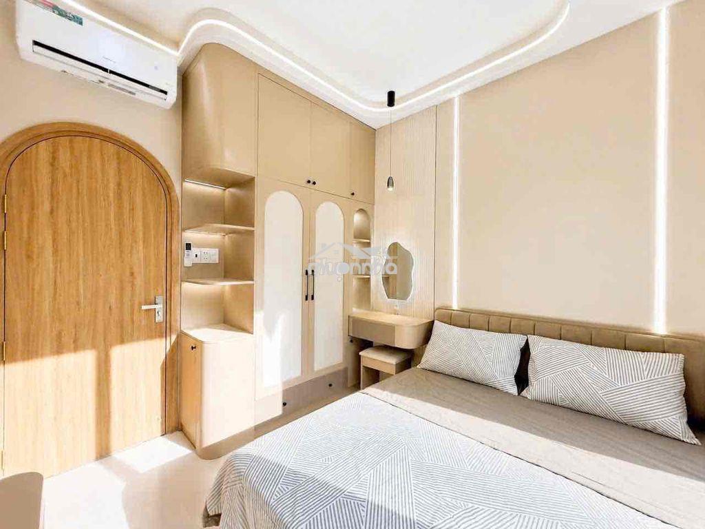Bán nhà phan xích long, nhiêu tứ, xe hơi đỗ cửa, 3pn, giá: 5 tỷ 95 - Ảnh 4