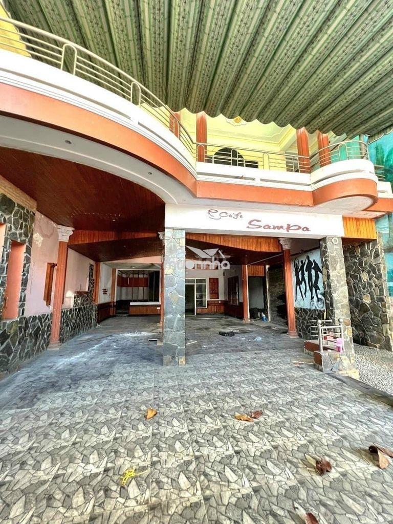 Cho thuê nhà kinh doanh ngang 9.3m mặt đường chính khu trung tâm thành - Ảnh 4