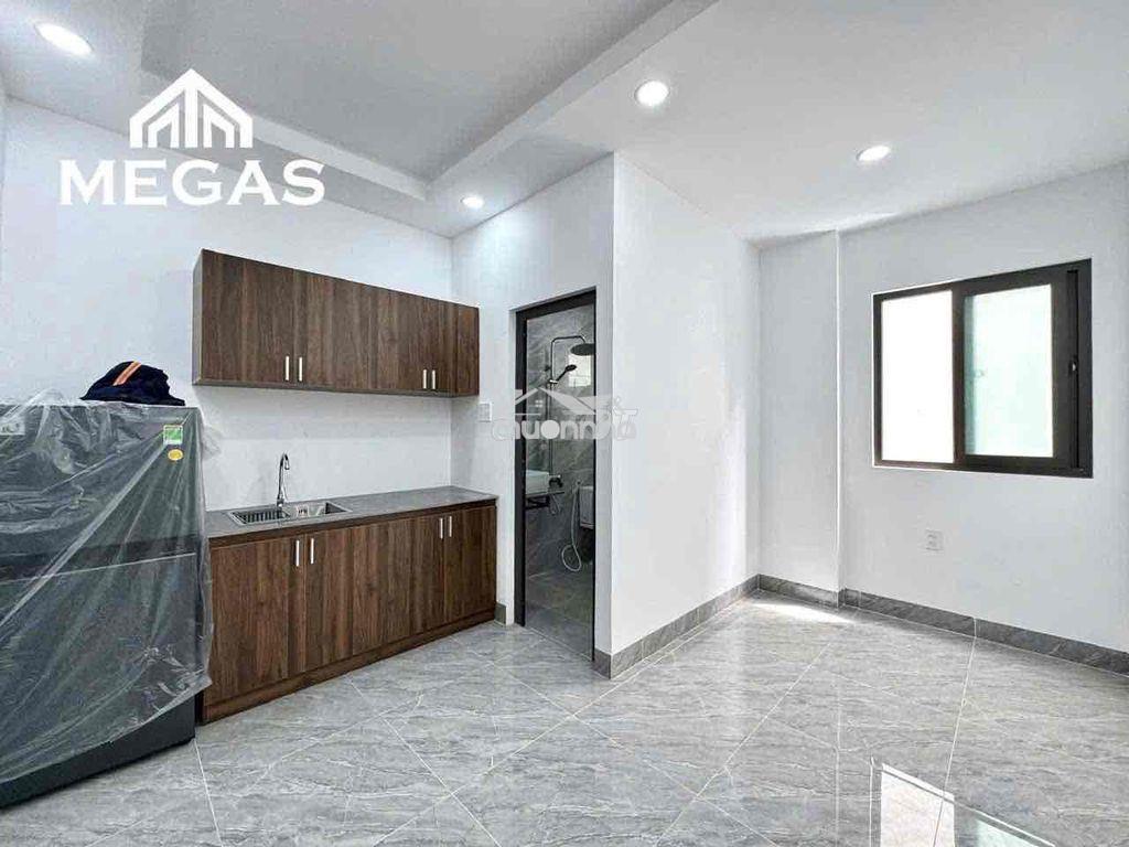 Studio 1 phòng ngủ full nội thất thang máy - Ảnh 2