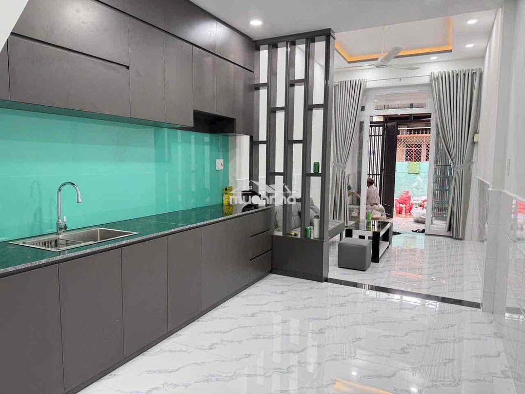 Nhà 3x18 lầu đẹp - Ảnh 4