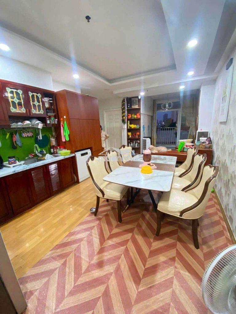 Căn hộ đẹp - full nội thất - q4  sát quận 1  - 76m2  -  chỉ 5.x tỷ.