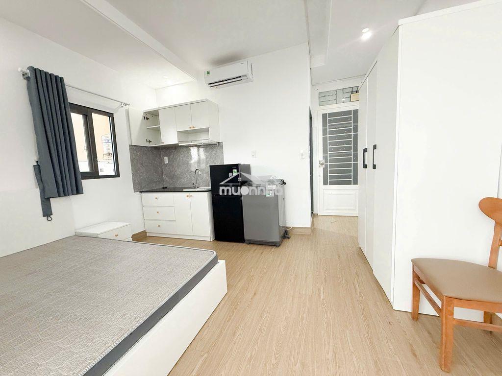 Ban công khu phan xích long full nội thất giáp bình thạnh quận 1 - Ảnh 3