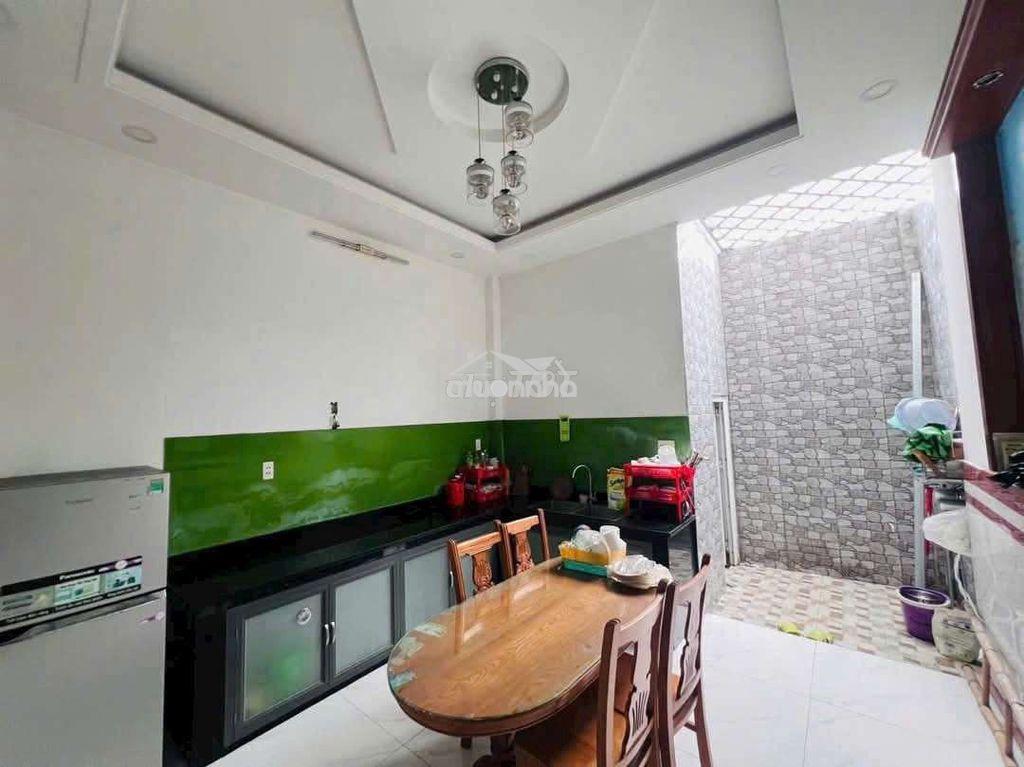 Cho thuê nhà hẻm cụt 4x16 3lau 4pn 5wc sân thượng - Ảnh 3