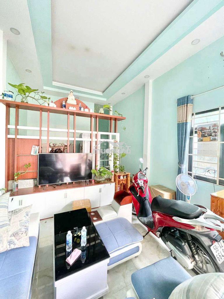 Nhà lầu ngay trung tâm hành chính dĩ an - Ảnh 2