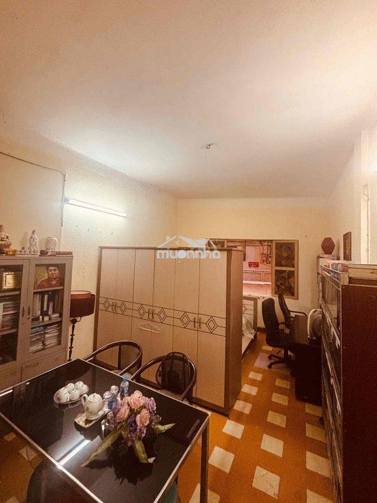 Chung cư lầu 3, gồm 1 phòng, 1 toilét - 29m2 ngay quận 1 - gần pullman - Ảnh 3