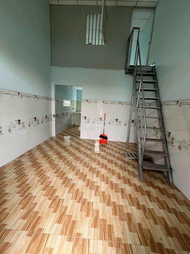 Cho thuê nhà nguyên căn cấp 4 có gác lửng, đủ 3-4 người,hộ gia đình ở