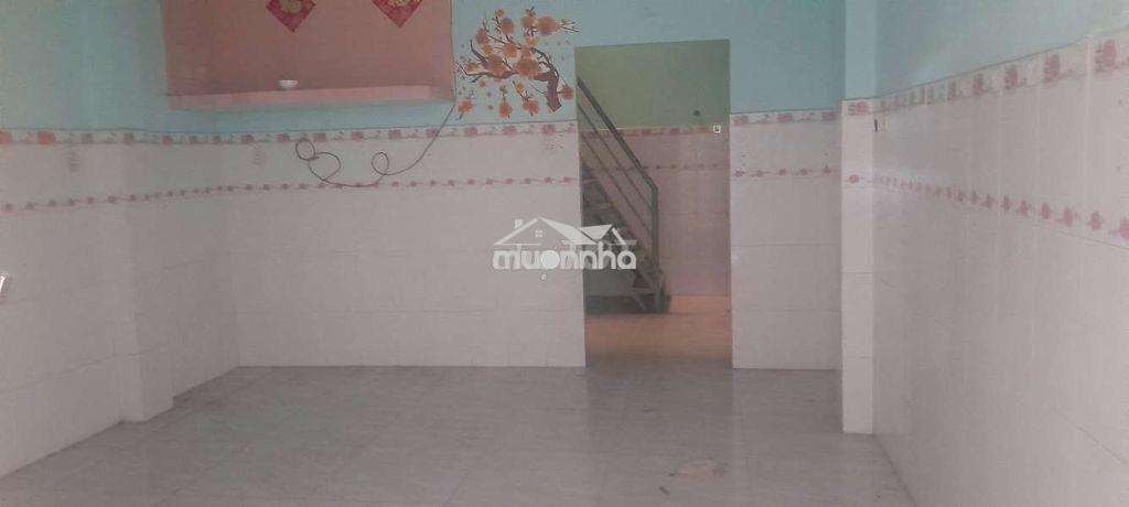Nhà gần chợ bình tiên - Ảnh 2