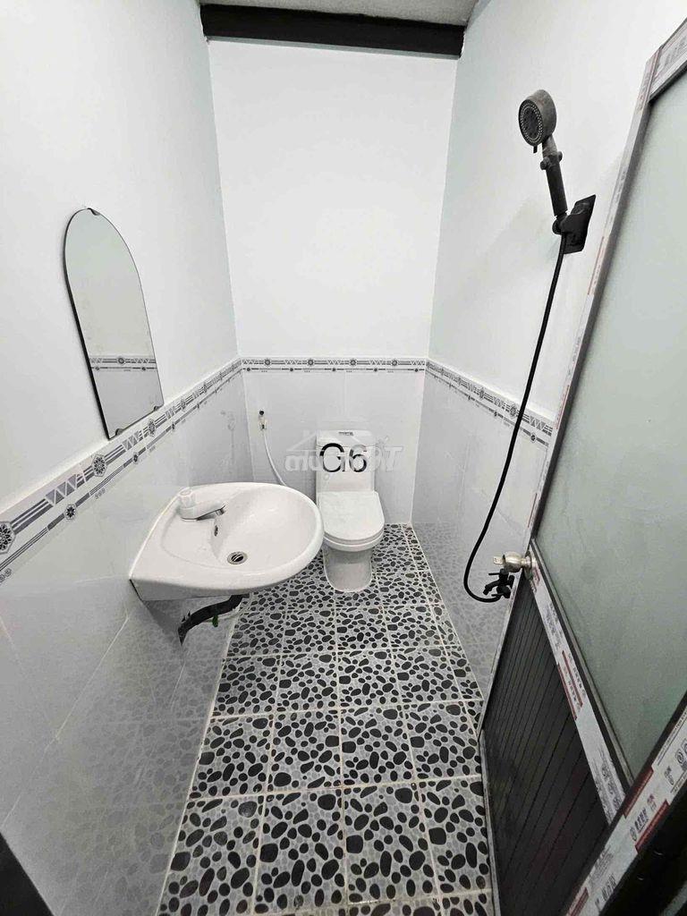 Phòng gác cao 2m cho thuê giá rẻ - gần đh mở ( ở được 3-4ng ) - Ảnh 4